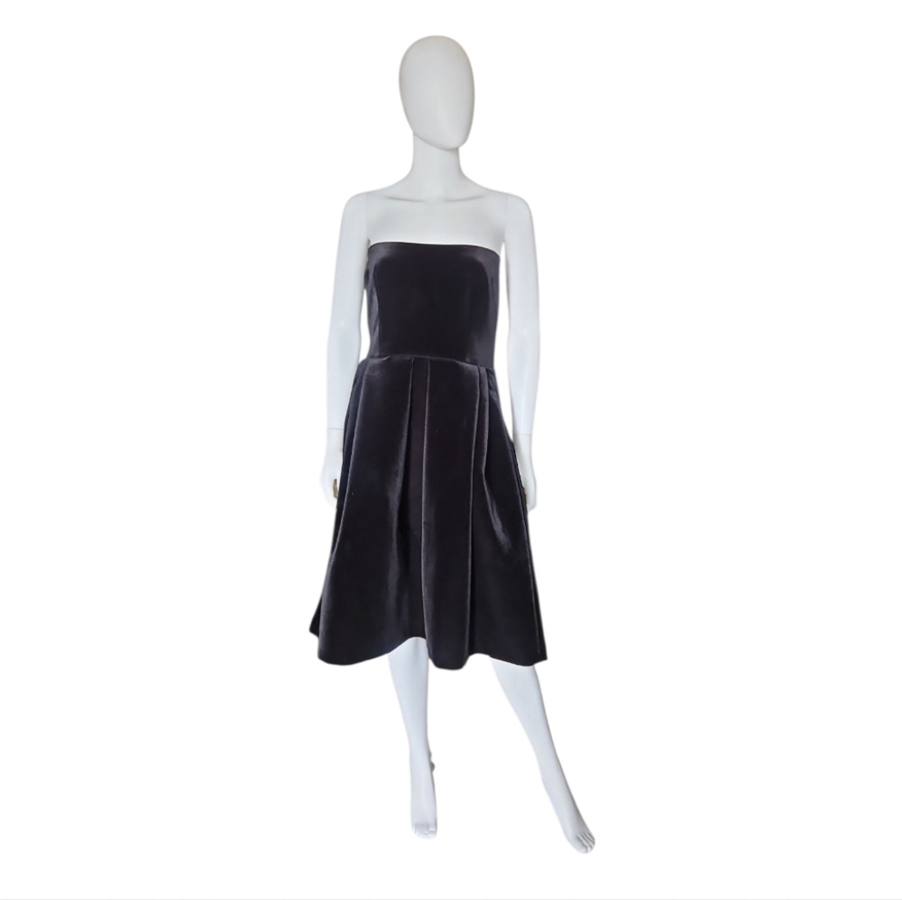 ALEX PERRY | Bryn Strapless Velvet Sculpted Bodice Cocktail Dress US 8 - Picture 2 of 11